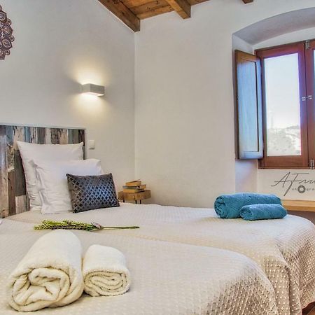 Casa Da Oliveirinha Villa แมร์โตลา ภายนอก รูปภาพ
