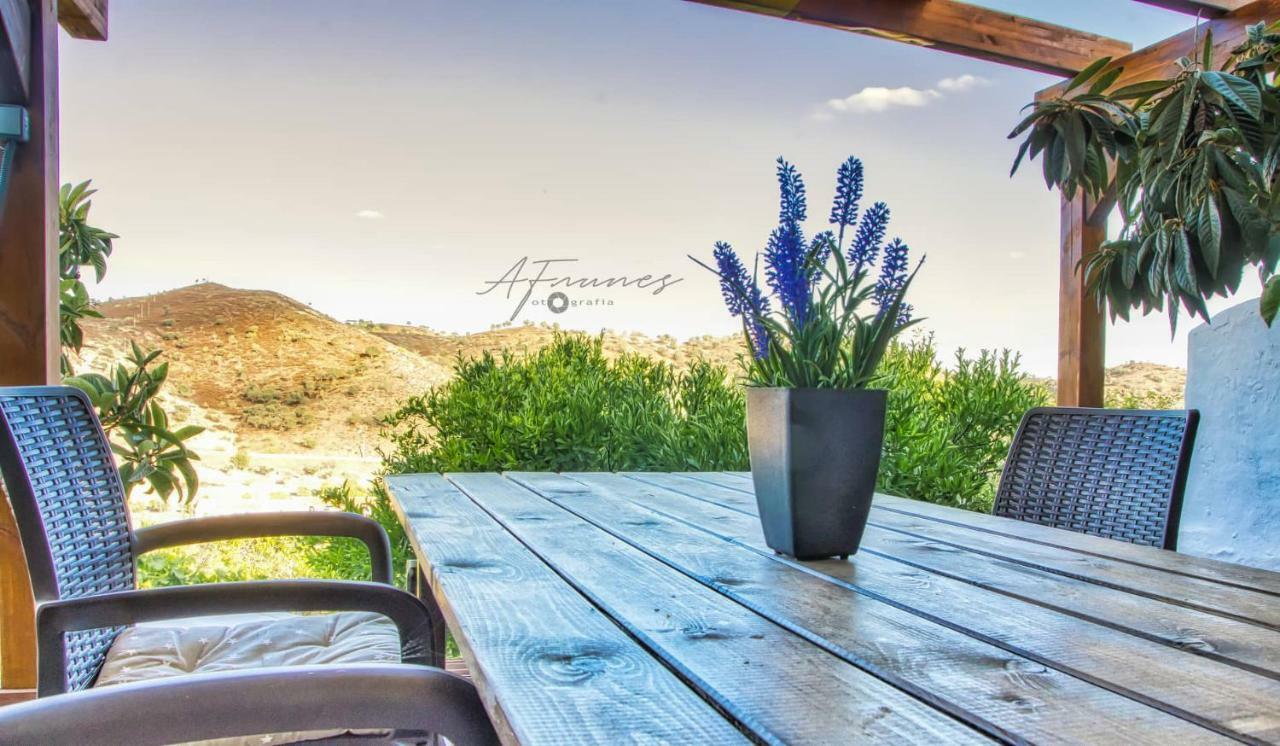 Casa Da Oliveirinha Villa แมร์โตลา ภายนอก รูปภาพ